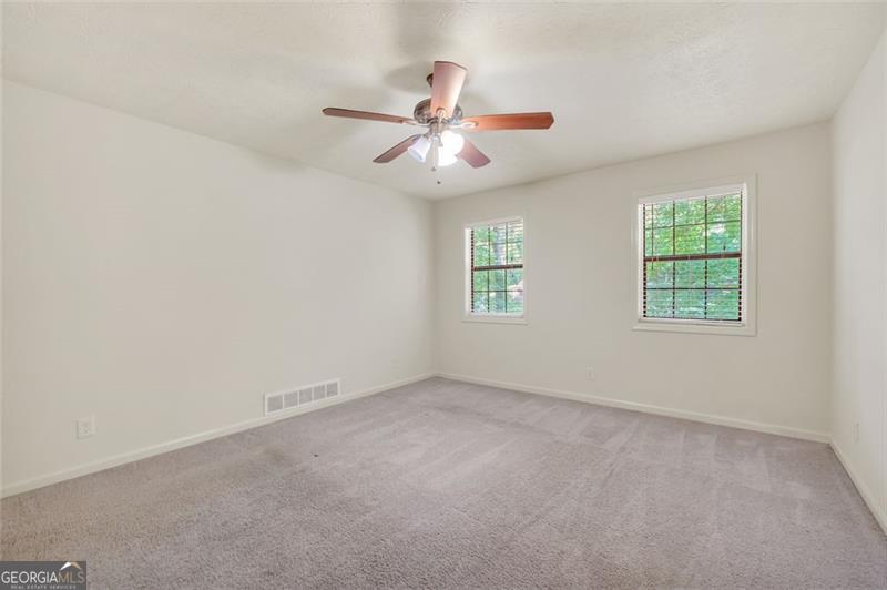 50 OAK LEAF Drive