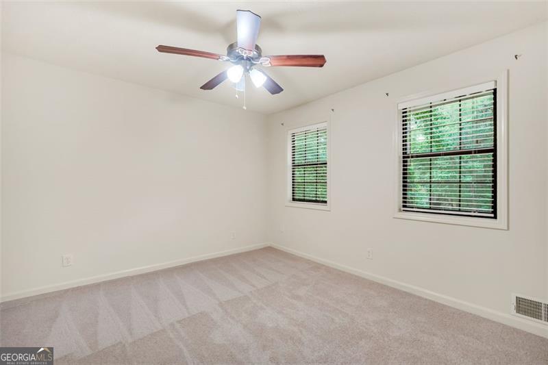 50 OAK LEAF Drive