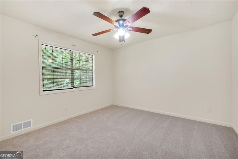 50 OAK LEAF Drive