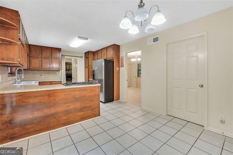 50 OAK LEAF Drive