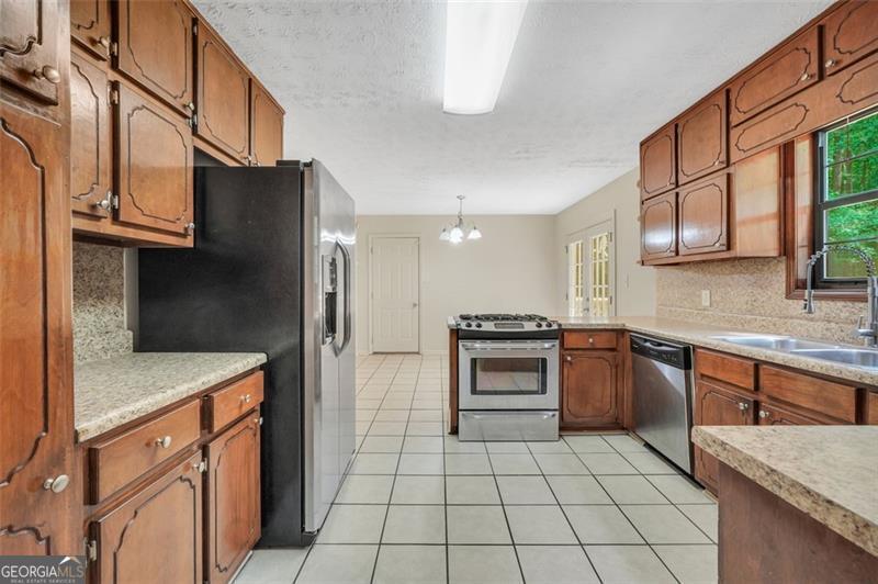 50 OAK LEAF Drive