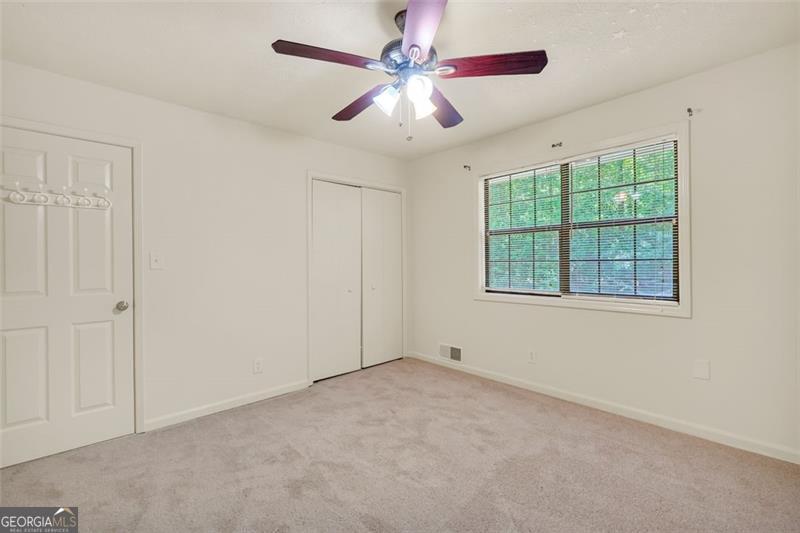 50 OAK LEAF Drive