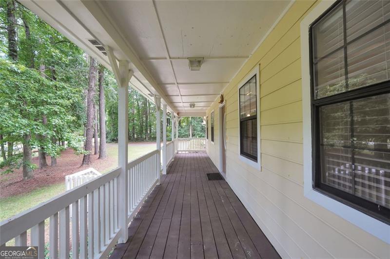 50 OAK LEAF Drive