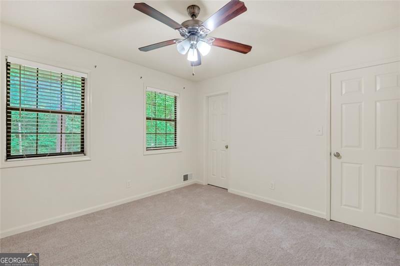 50 OAK LEAF Drive