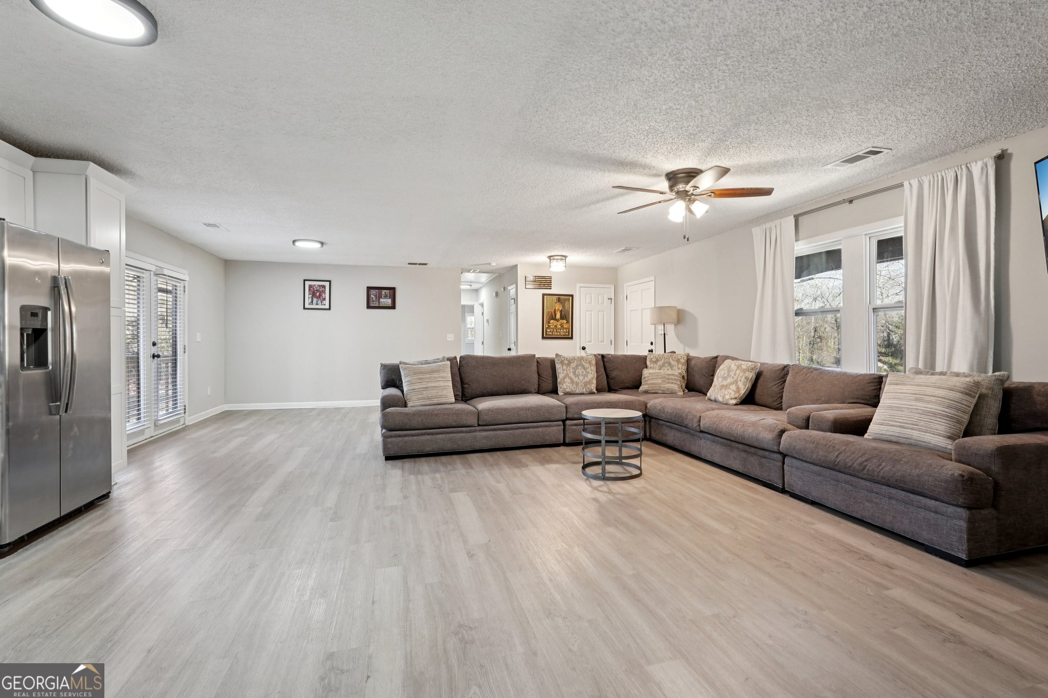 1961 Oak Leaf Court SW