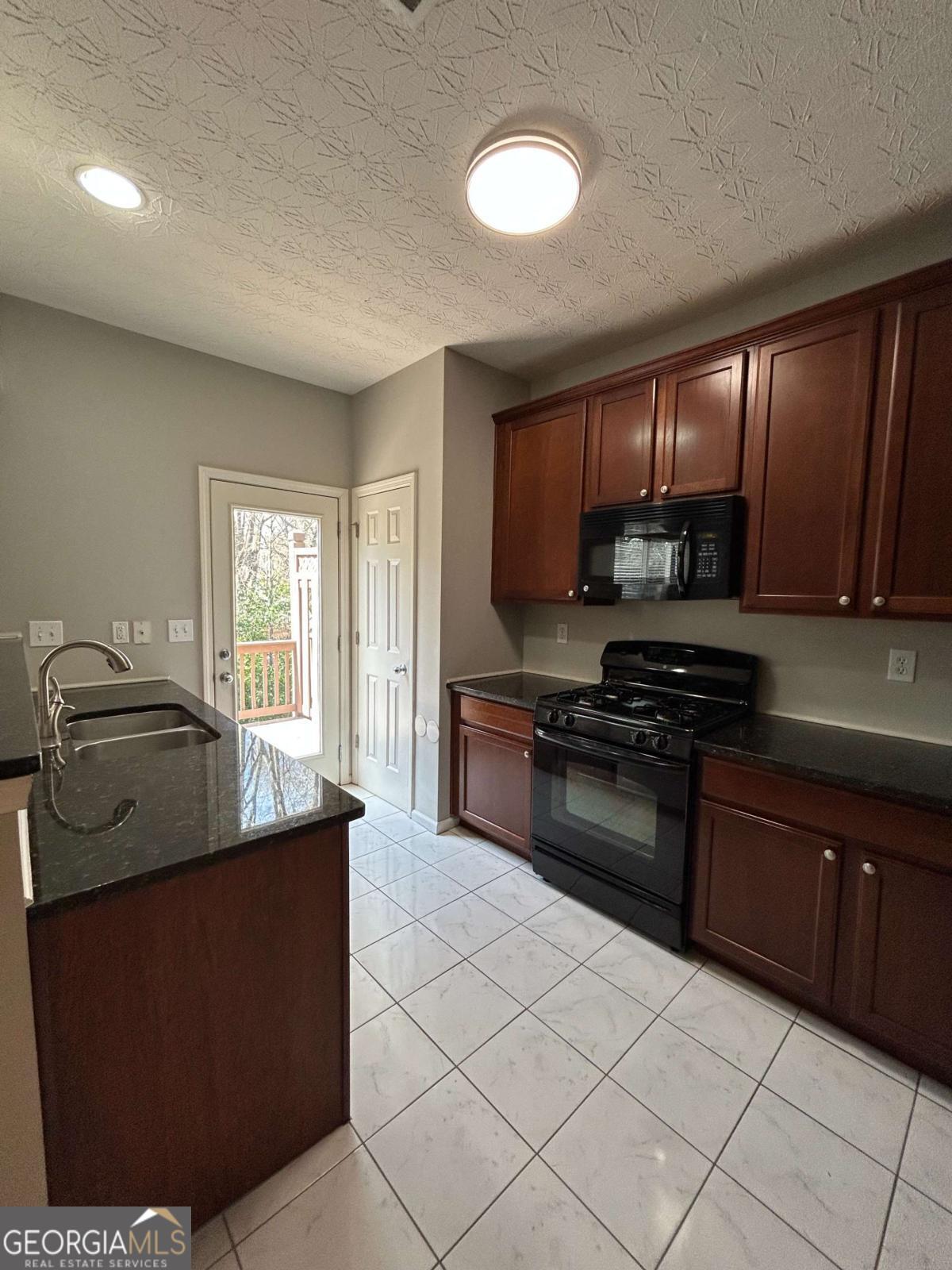 607 Pecan Knoll Drive # 14