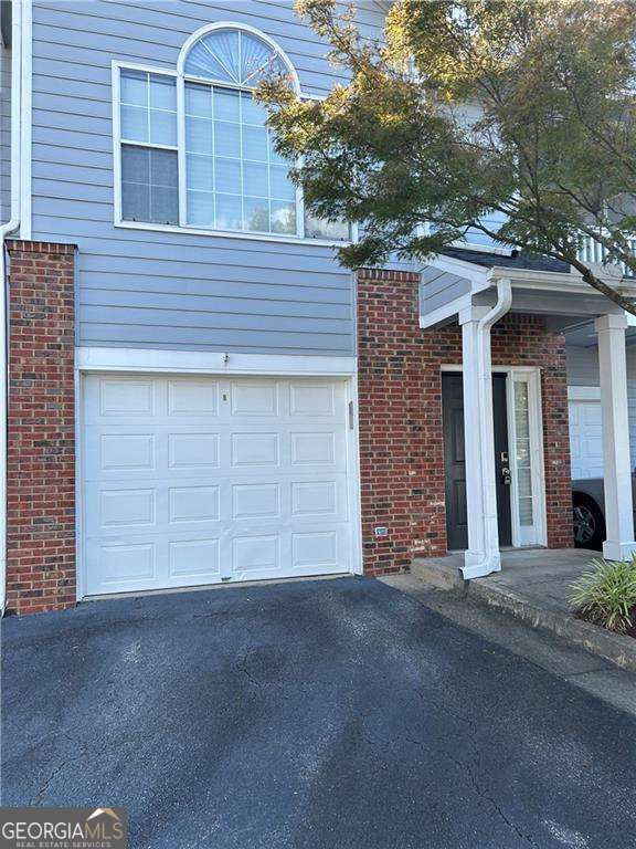 104 Vinings Forest Circle SE