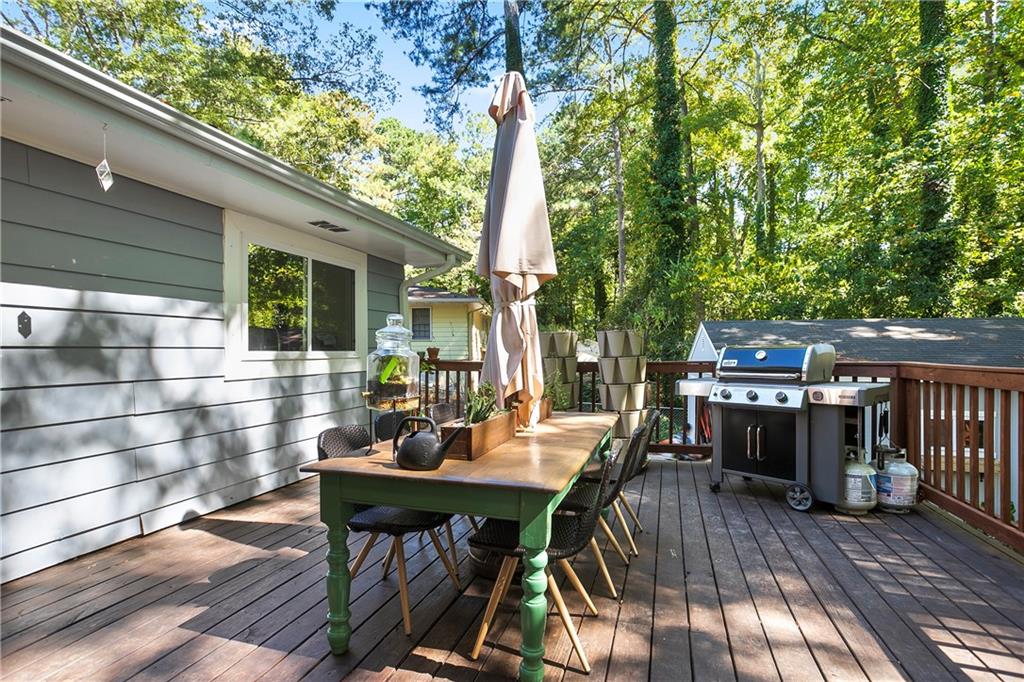 54 Dewey Lane SE