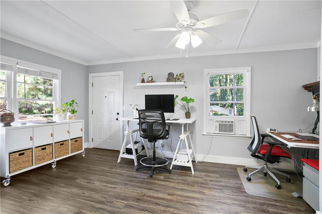 54 Dewey Lane SE