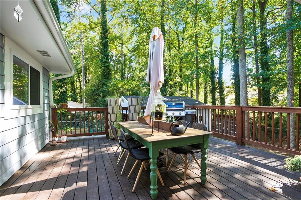 54 Dewey Lane SE