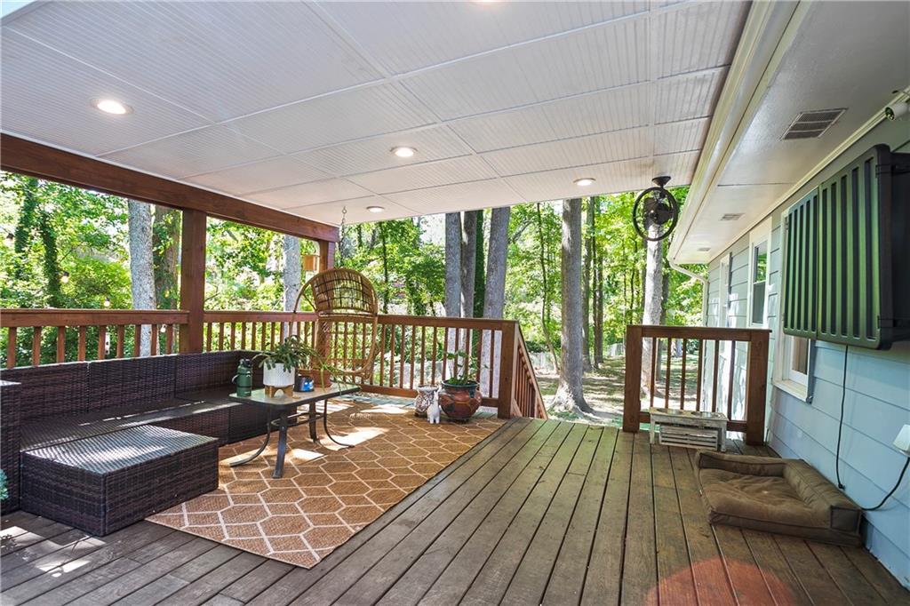 54 Dewey Lane SE