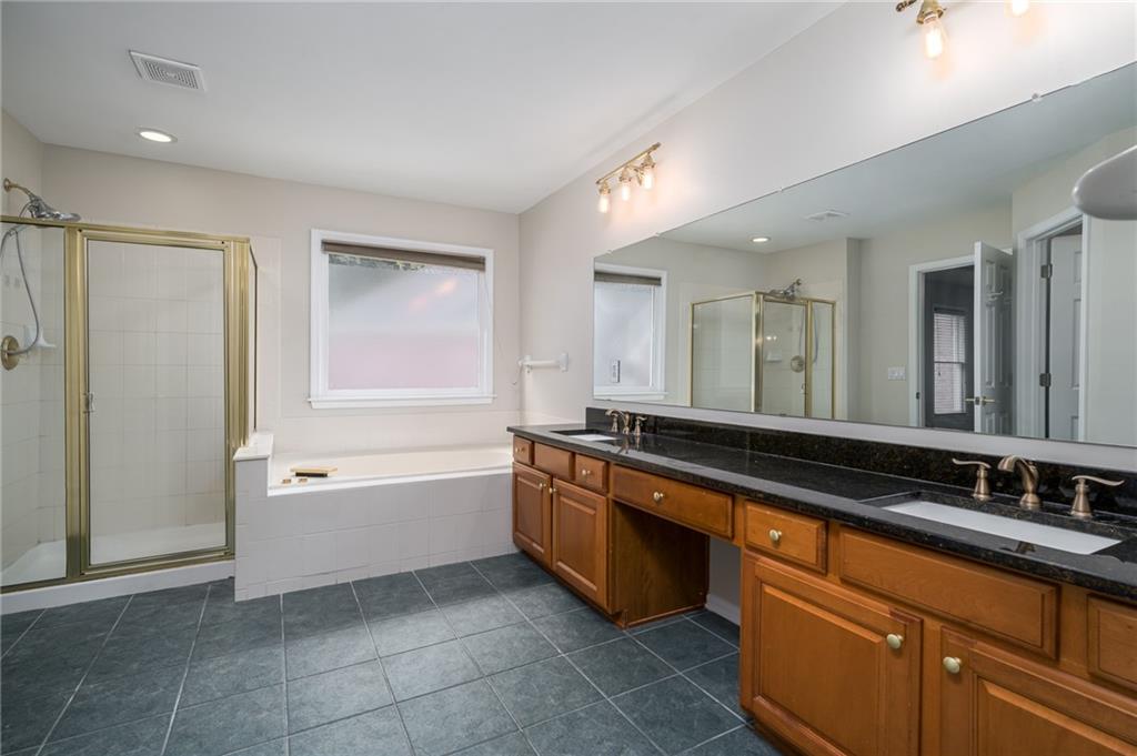 174 Ennisbrook Drive SE