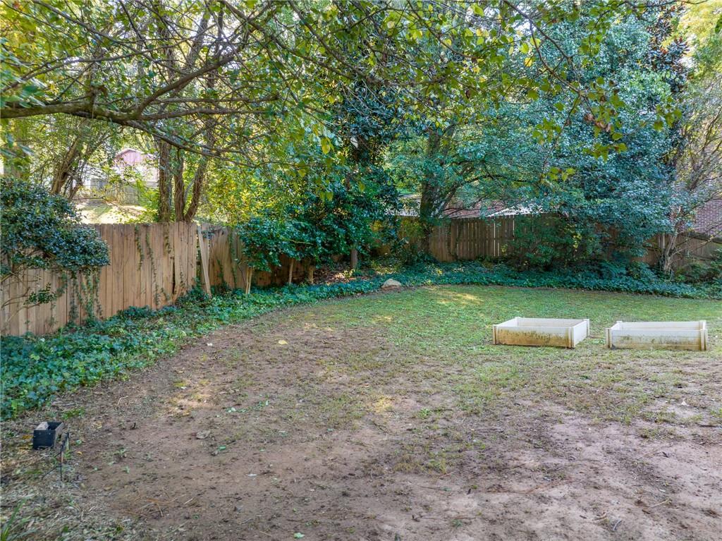 174 Ennisbrook Drive SE