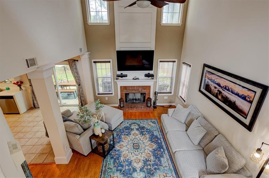 1321 Glenover Way