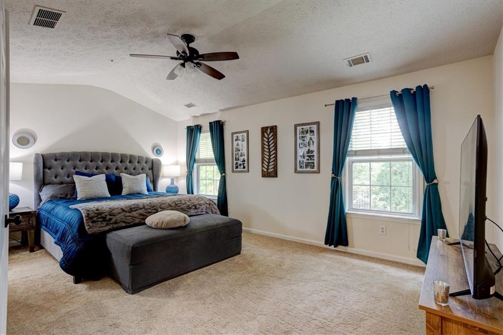 1321 Glenover Way