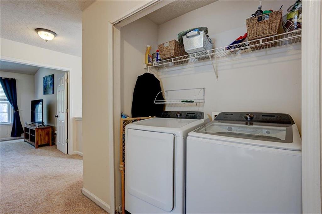 1321 Glenover Way