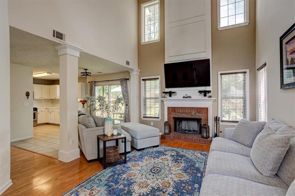 1321 Glenover Way
