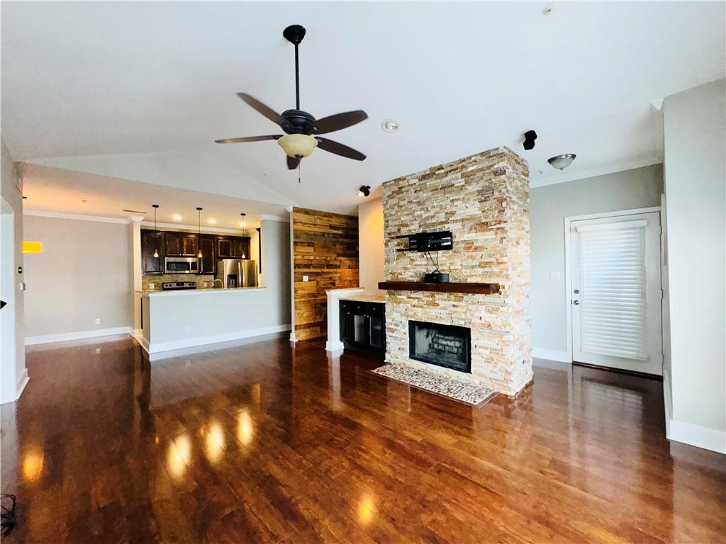 104 Vinings Forest Circle SE Unit 104