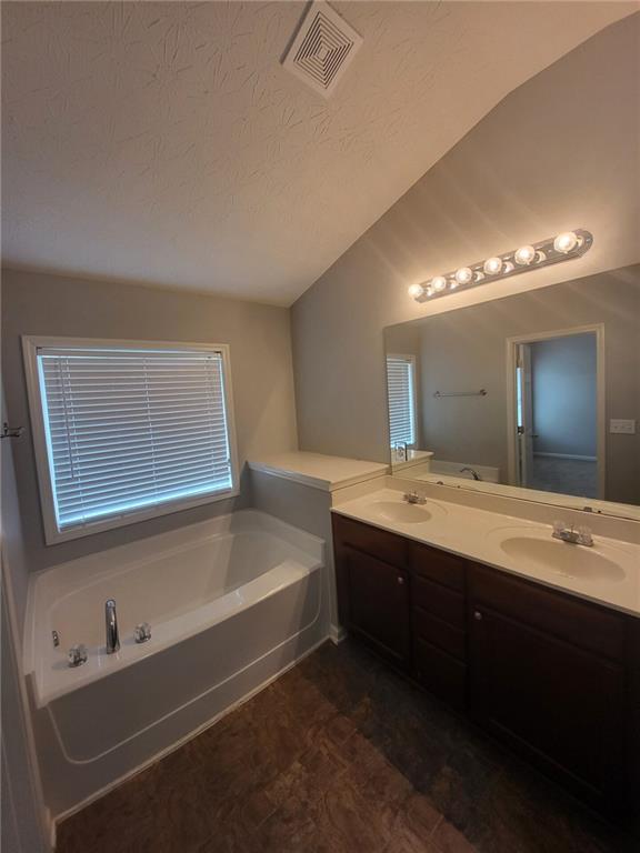 607 Pecan Knoll Drive Unit 14