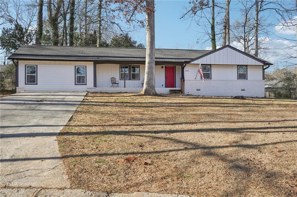 1961 Oak Leaf Court SW