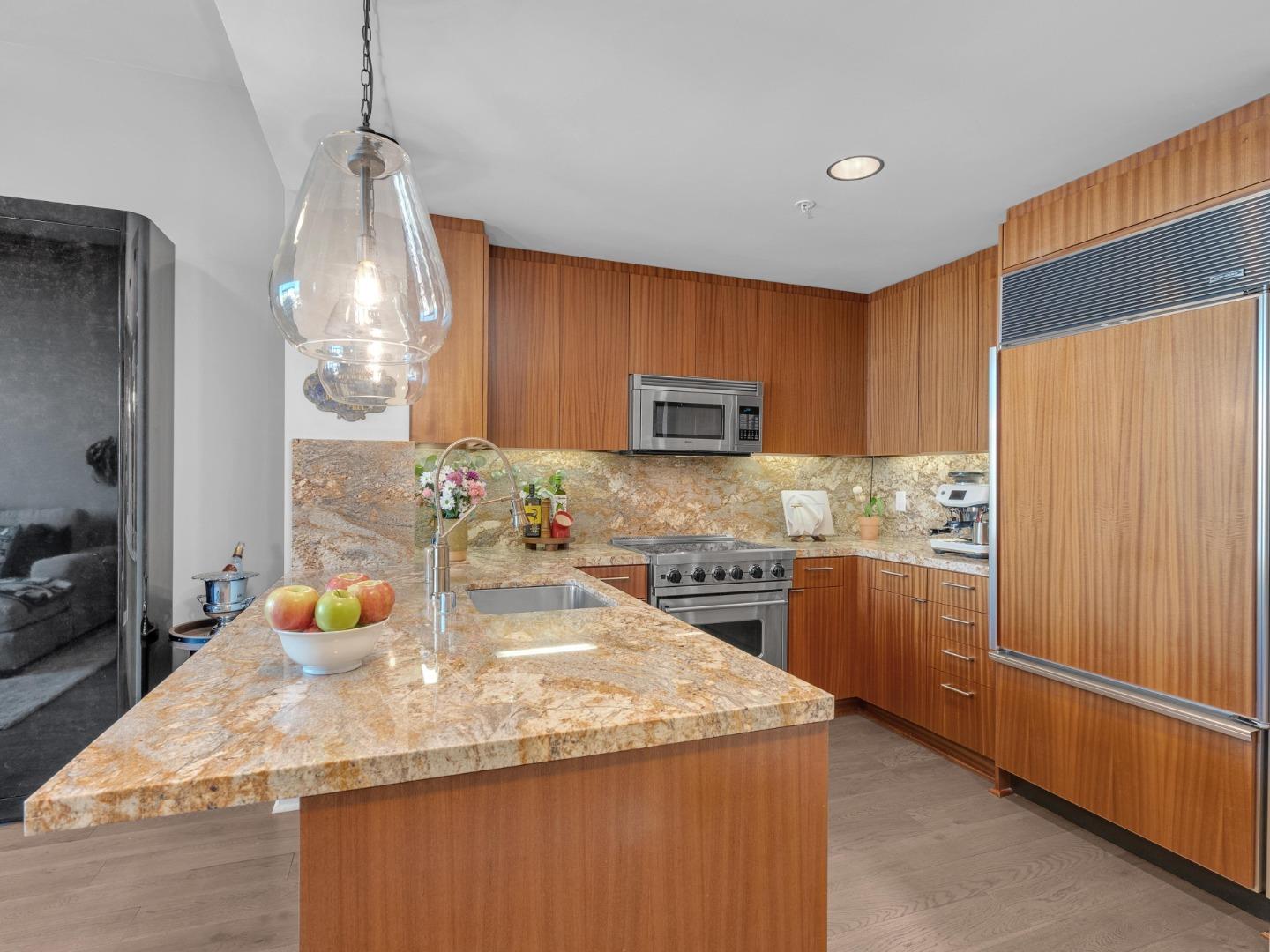 38 N Almaden BLVD 2008