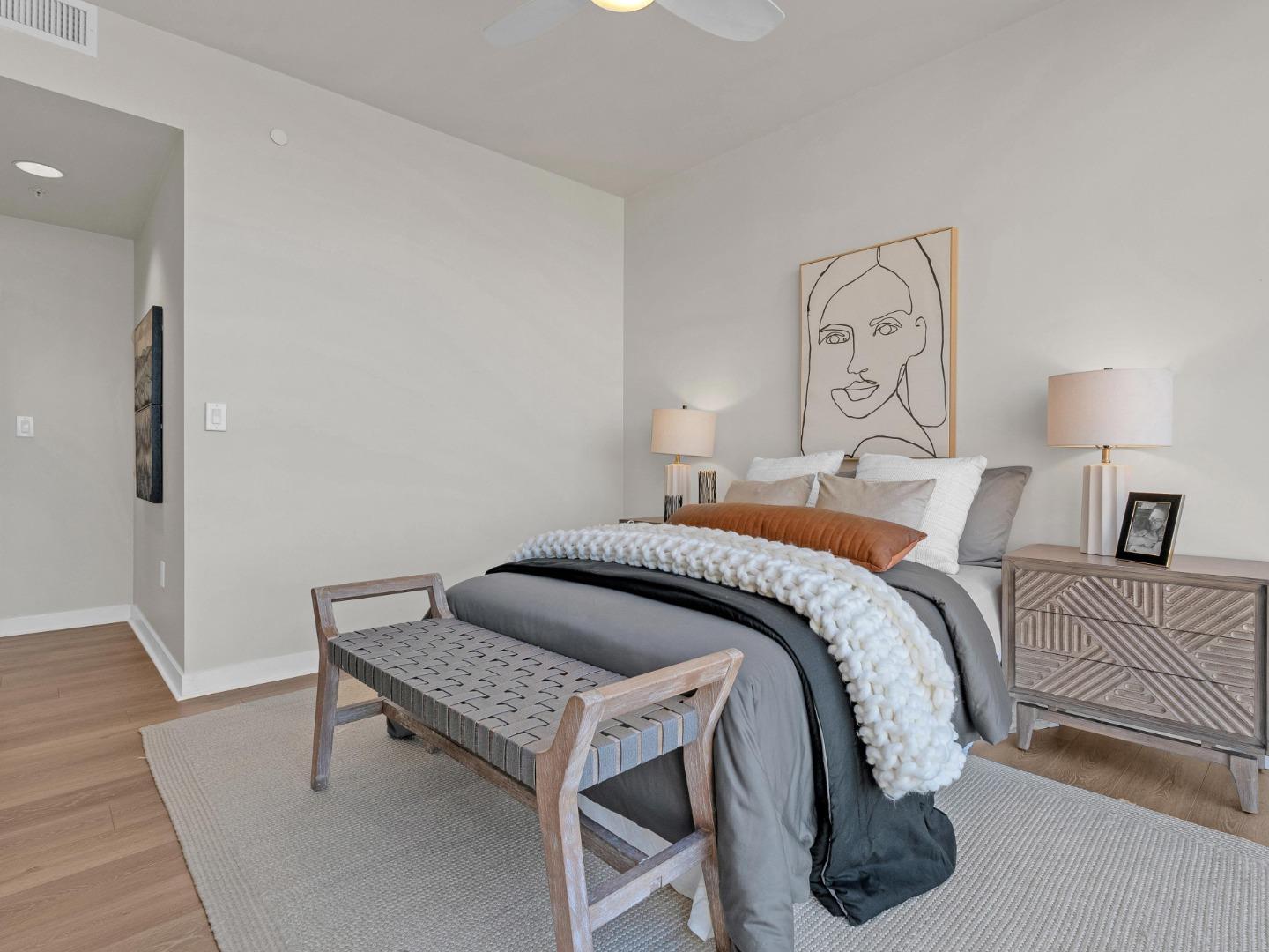 38 N Almaden BLVD 923