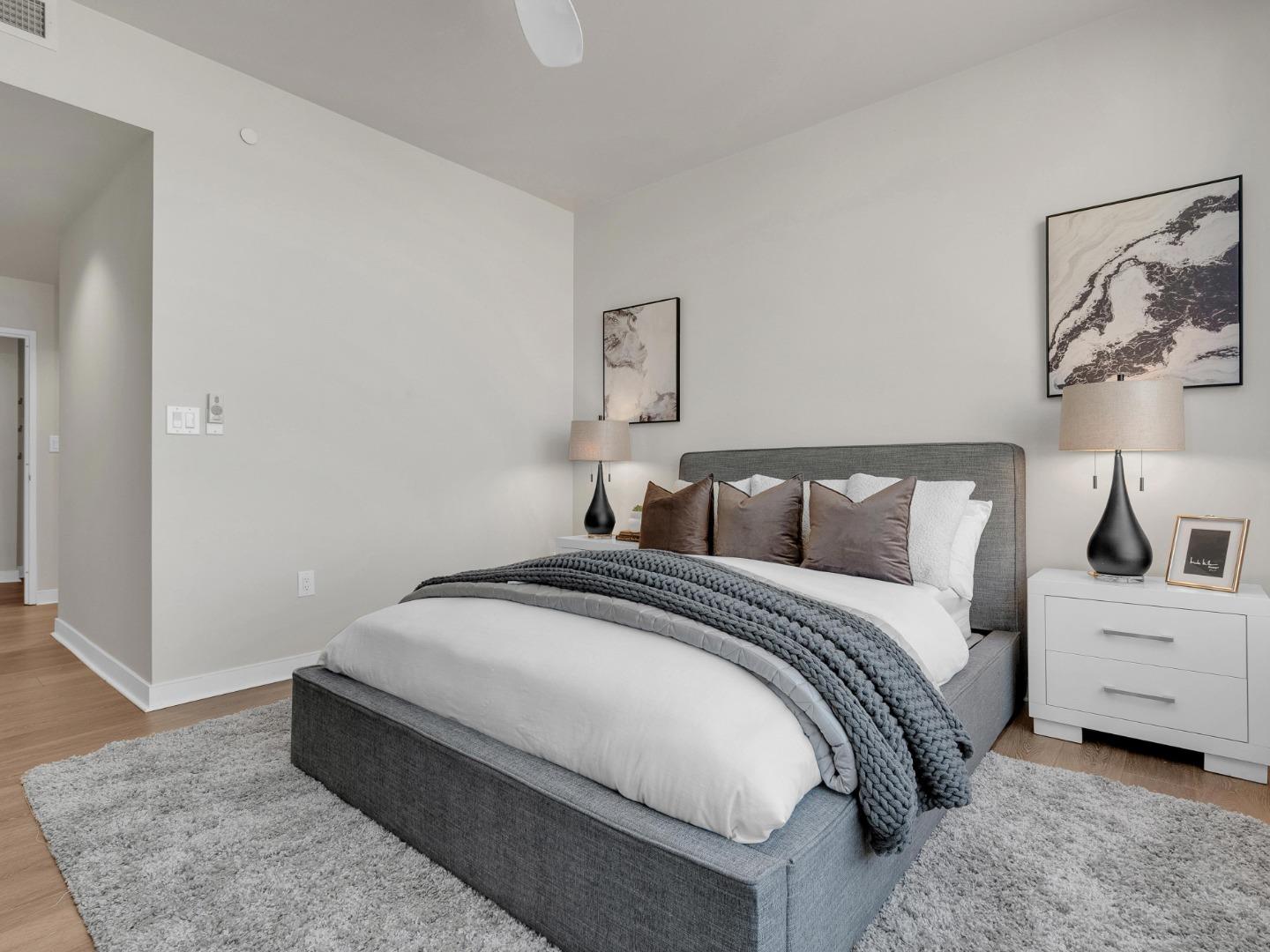 38 N Almaden BLVD 923