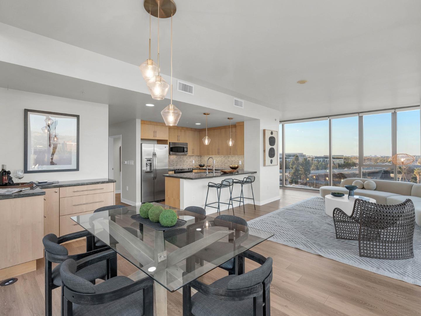 38 N Almaden BLVD 923