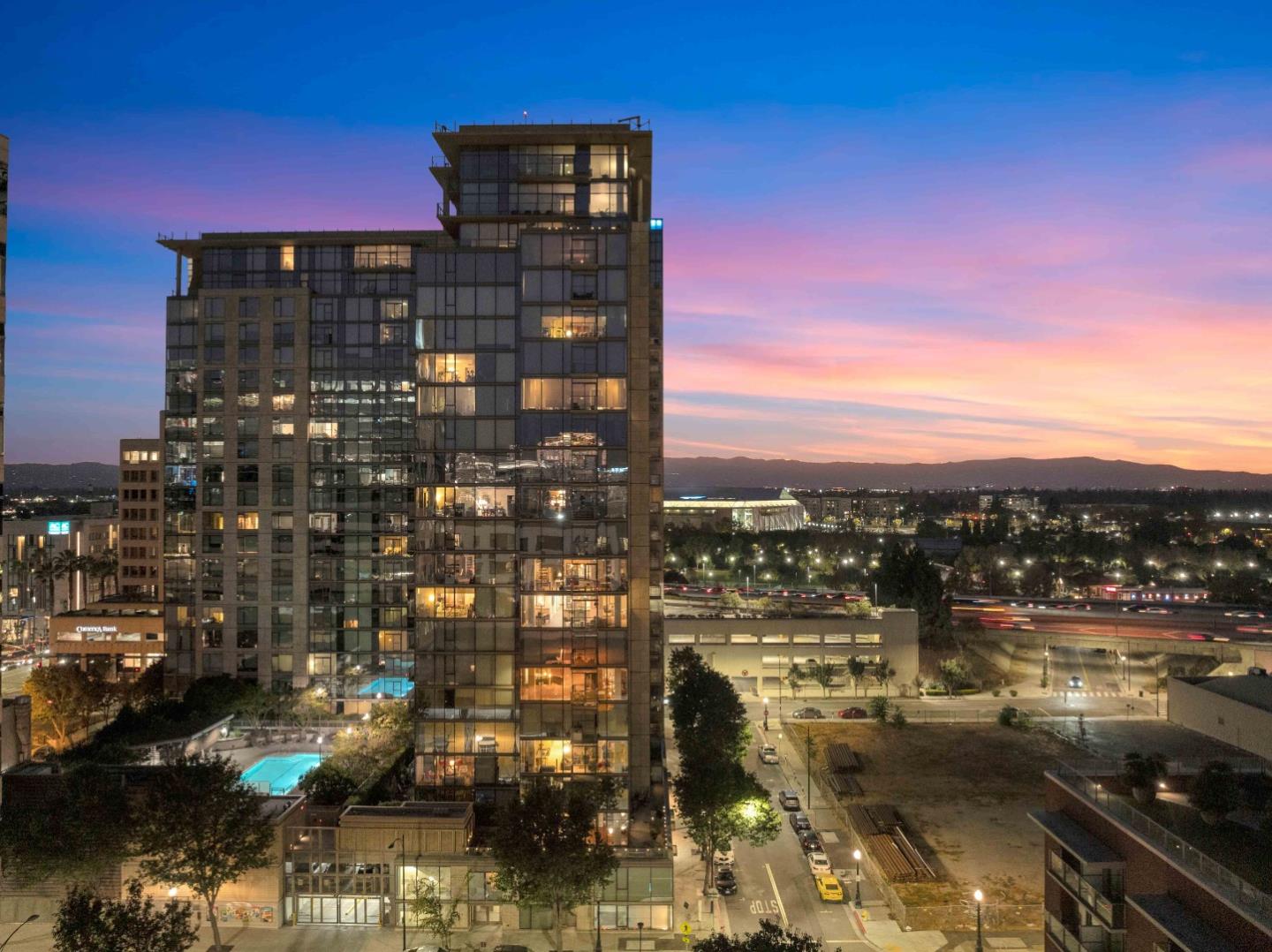 38 N Almaden BLVD 923