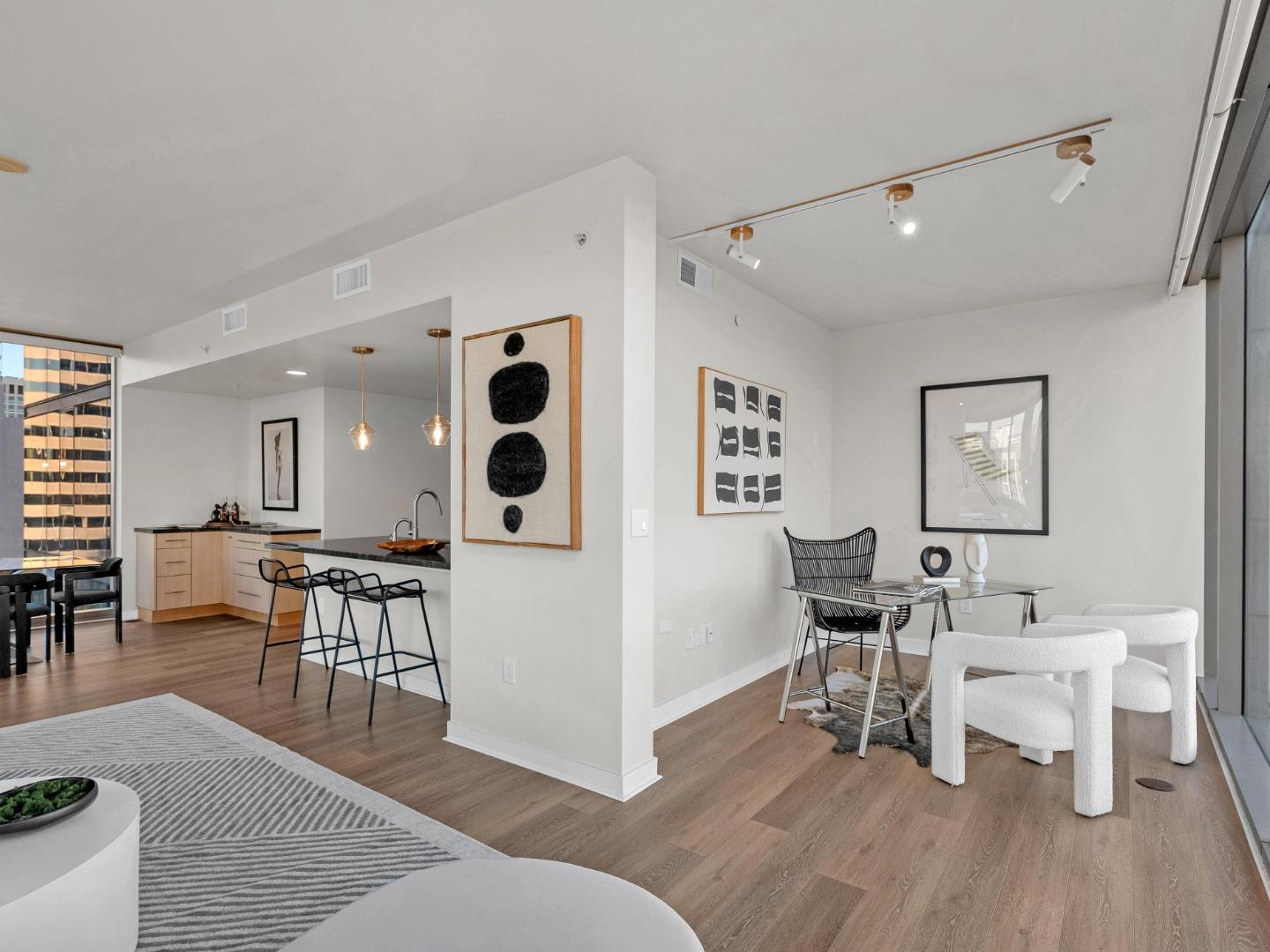 38 N Almaden BLVD 923