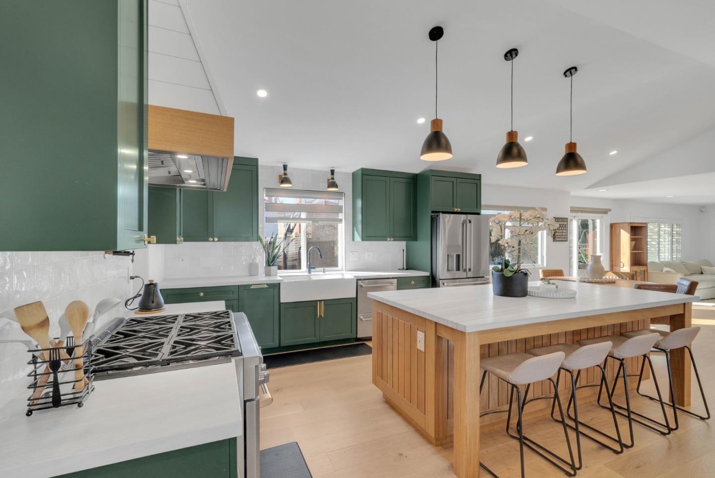 2899 Mayglen CT