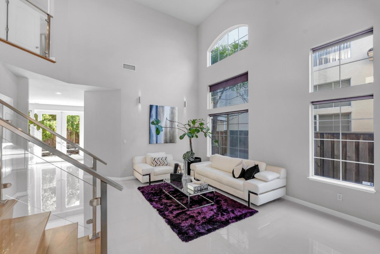 364 Gardenia DR