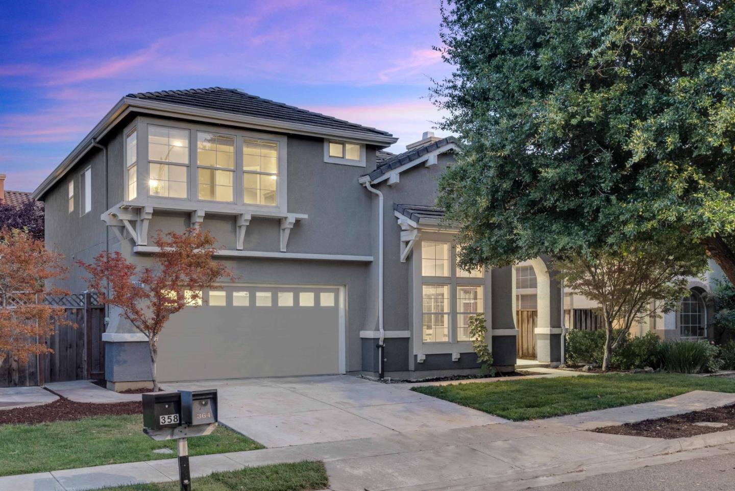 364 Gardenia DR