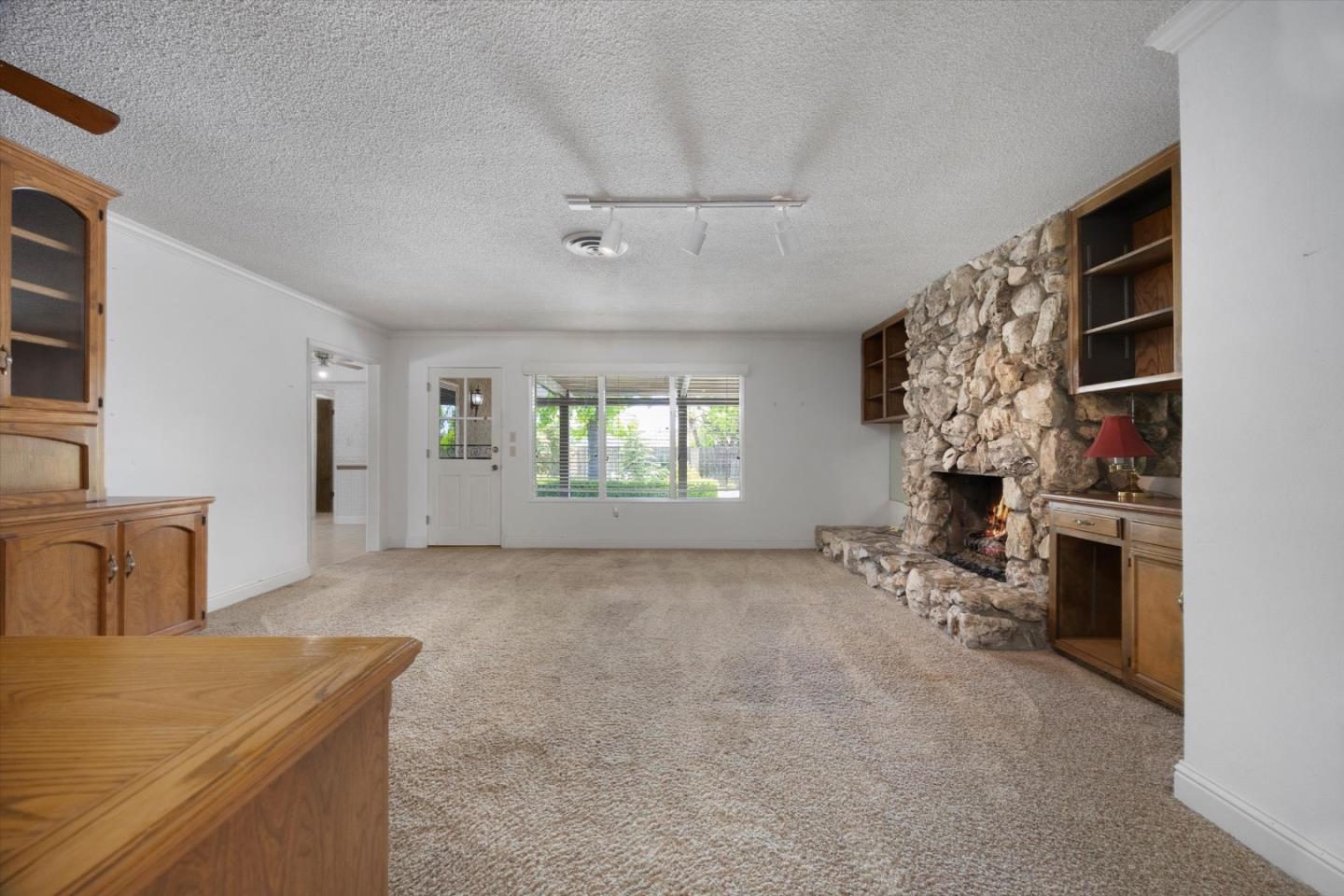 2619 Rio Vista DR