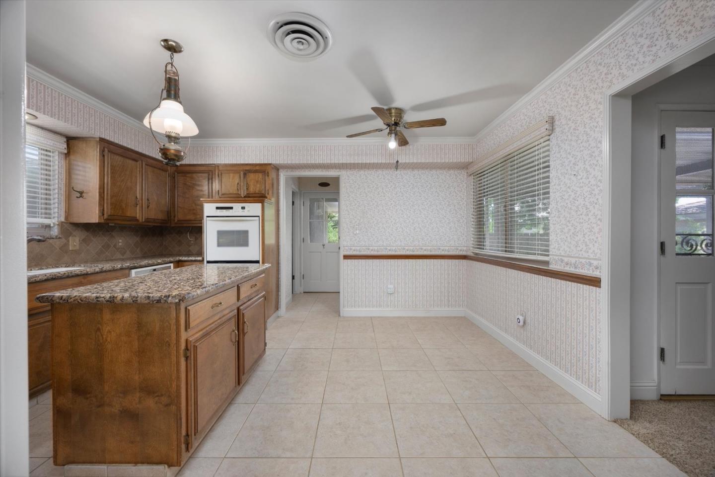 2619 Rio Vista DR