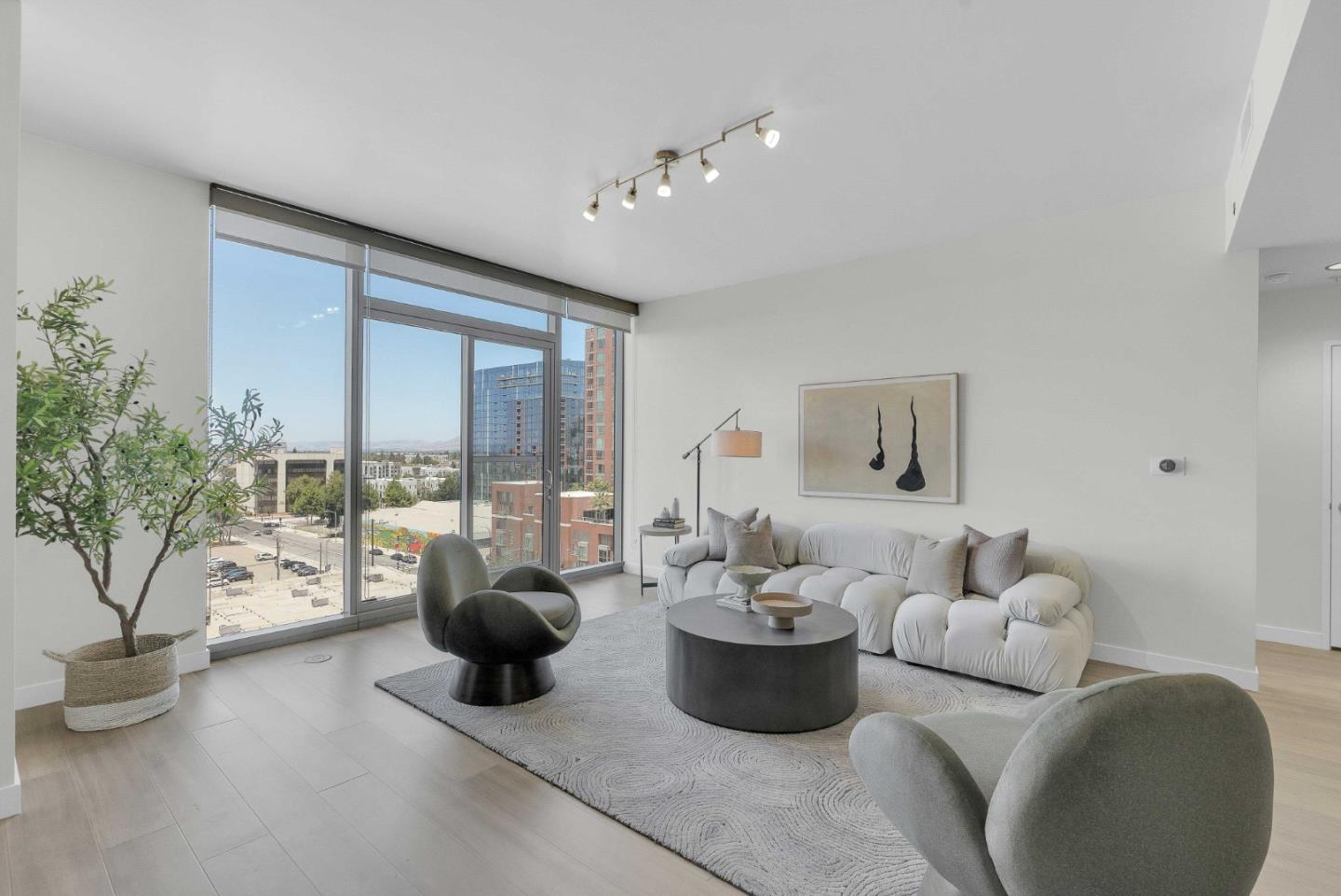 38 North Almaden Boulevard 1013