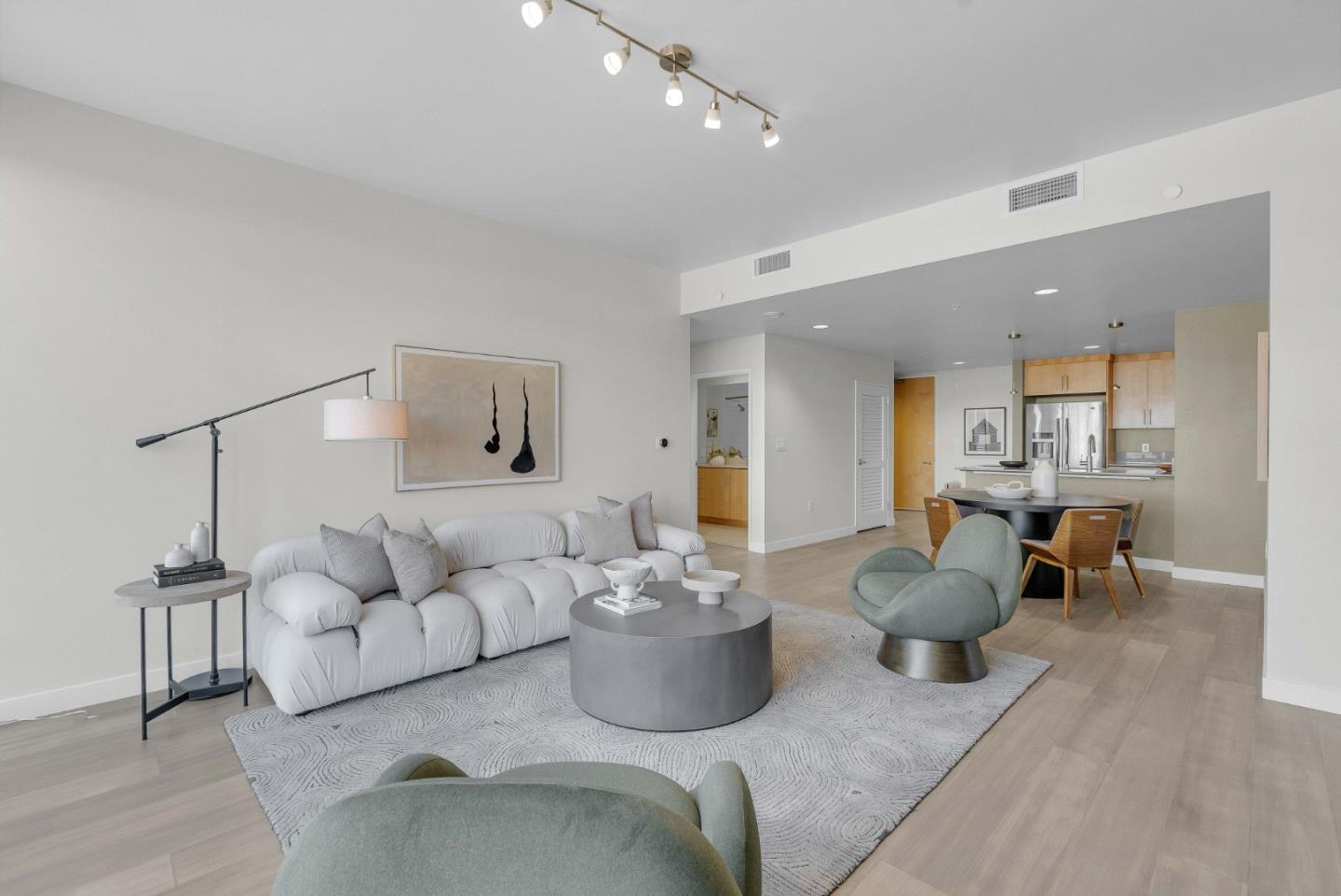 38 North Almaden Boulevard 1013