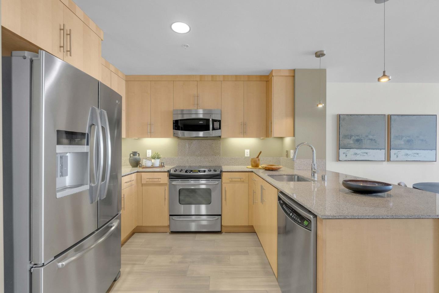 38 North Almaden Boulevard 1013