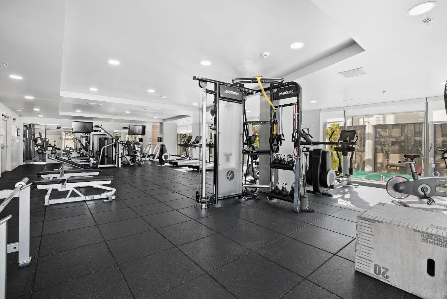 38 North Almaden Boulevard 1013
