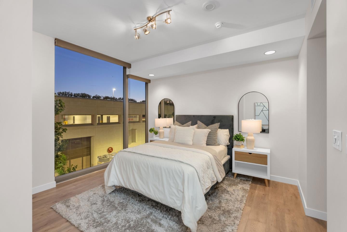 38 North Almaden Boulevard 411