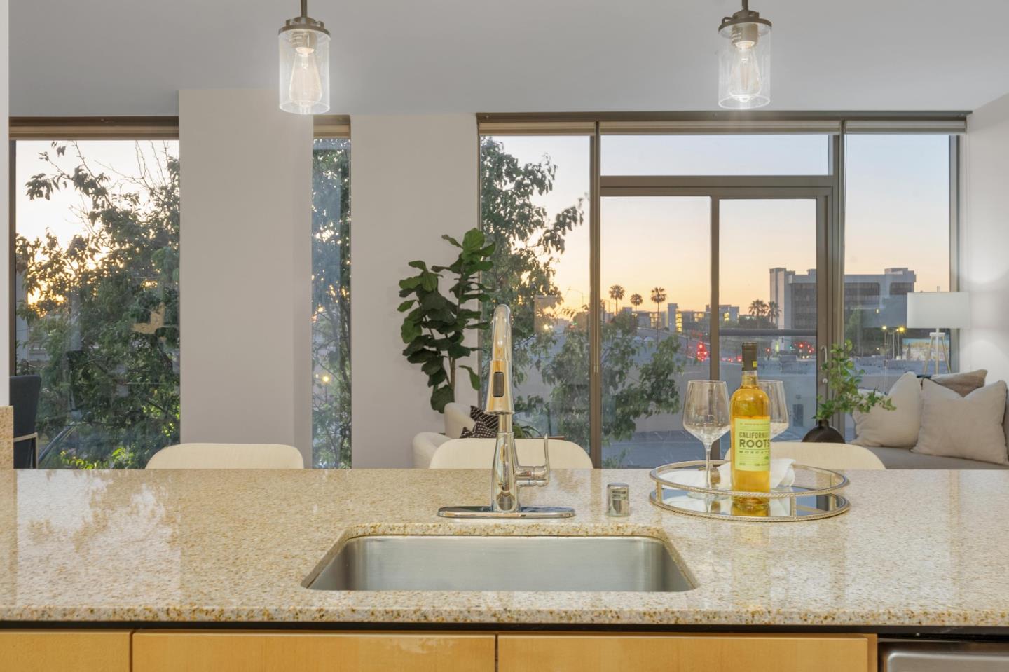 38 North Almaden Boulevard 411