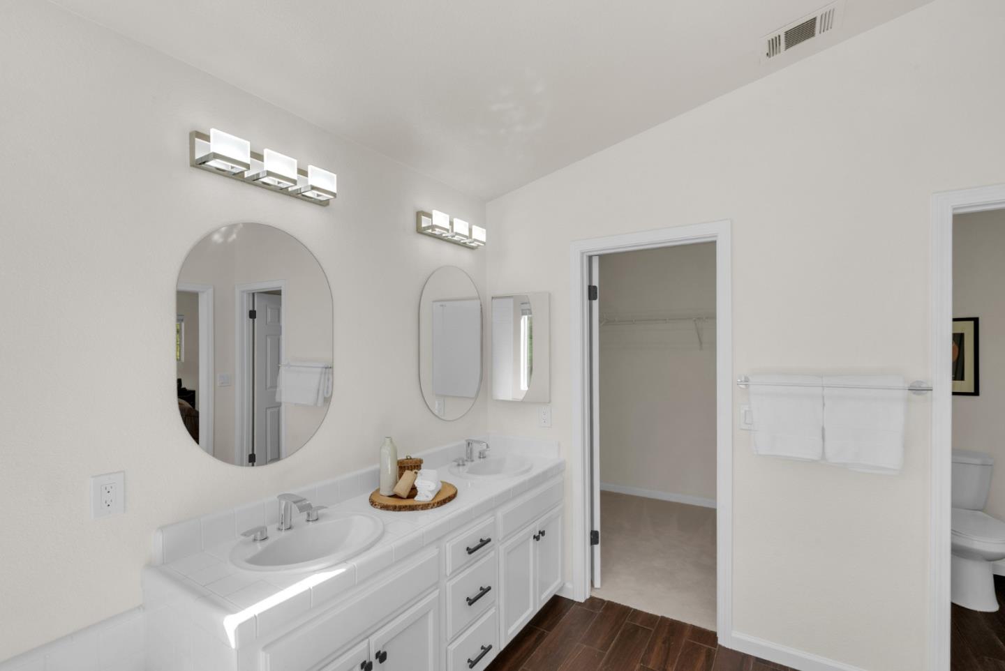 5490 Manderston Drive