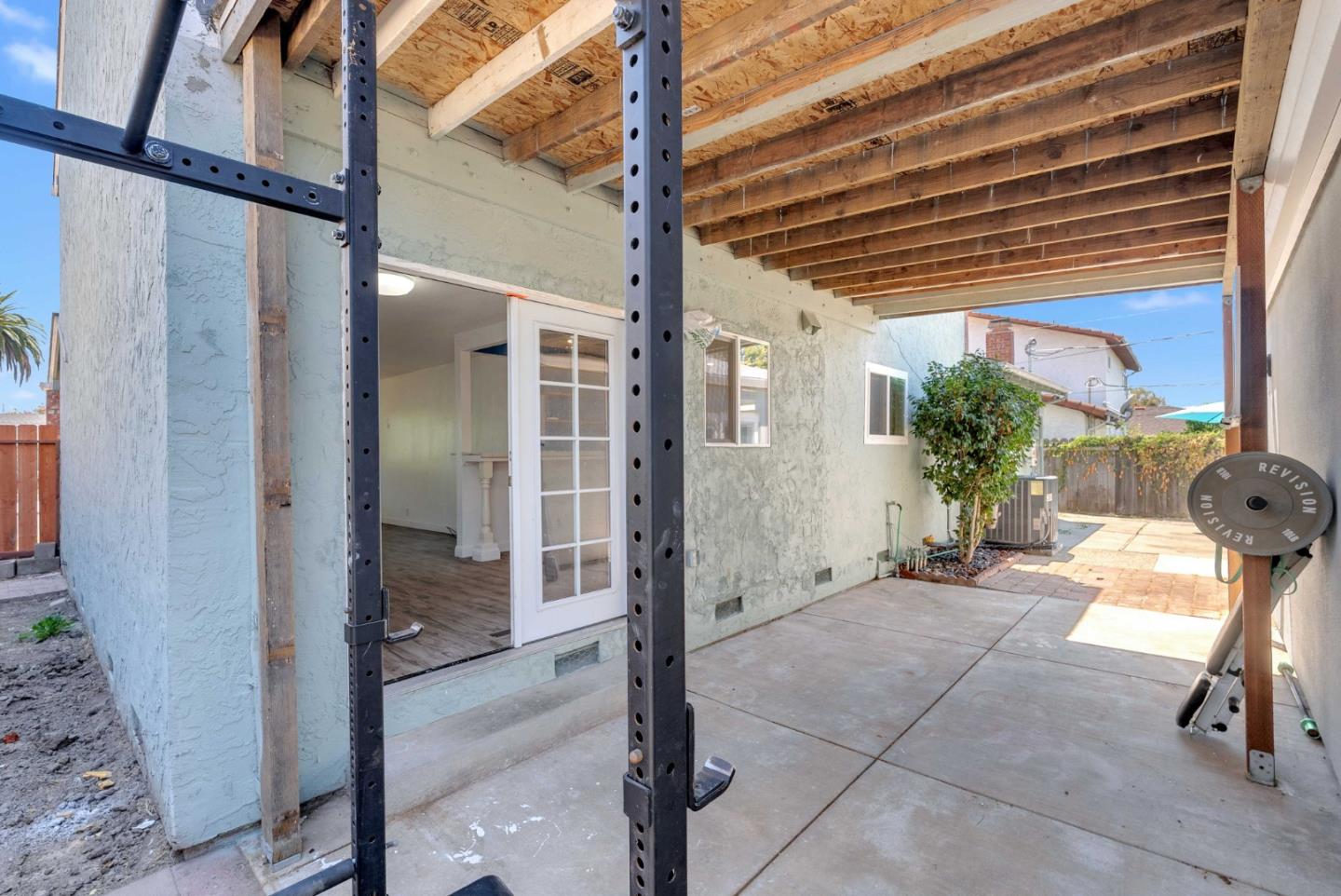 3291 Selva Drive