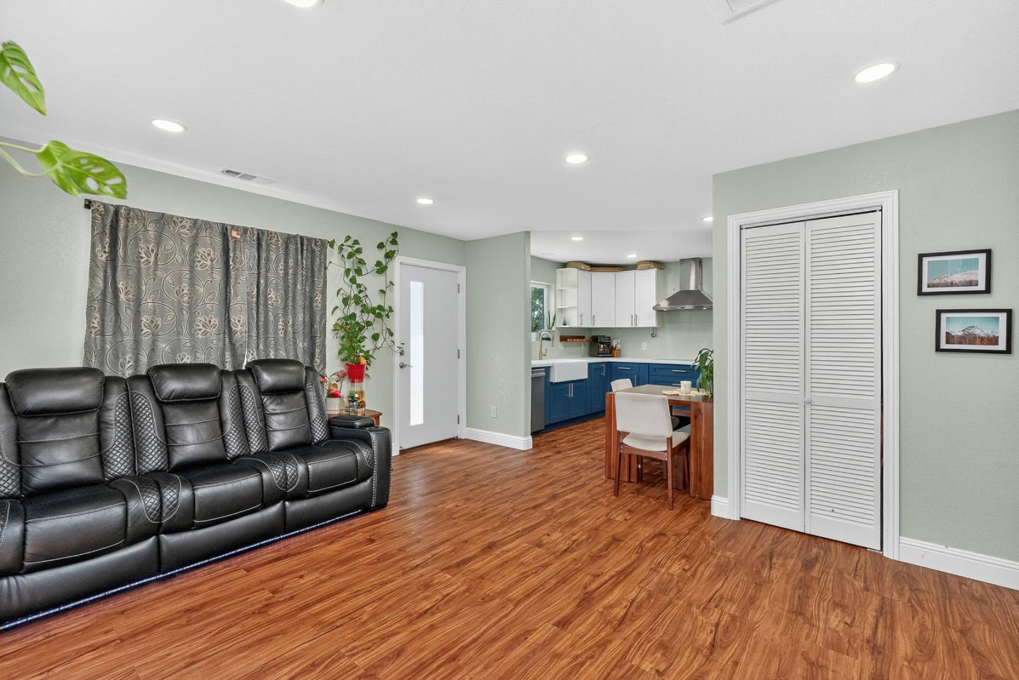 3291 Selva Drive