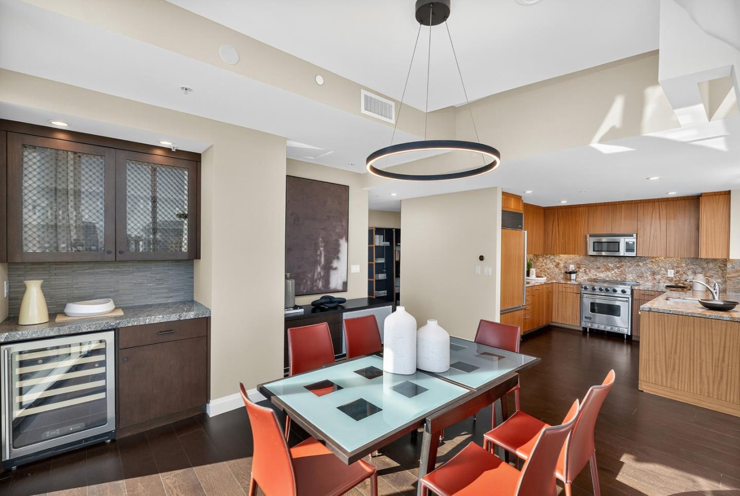 38 North Almaden Boulevard 2001
