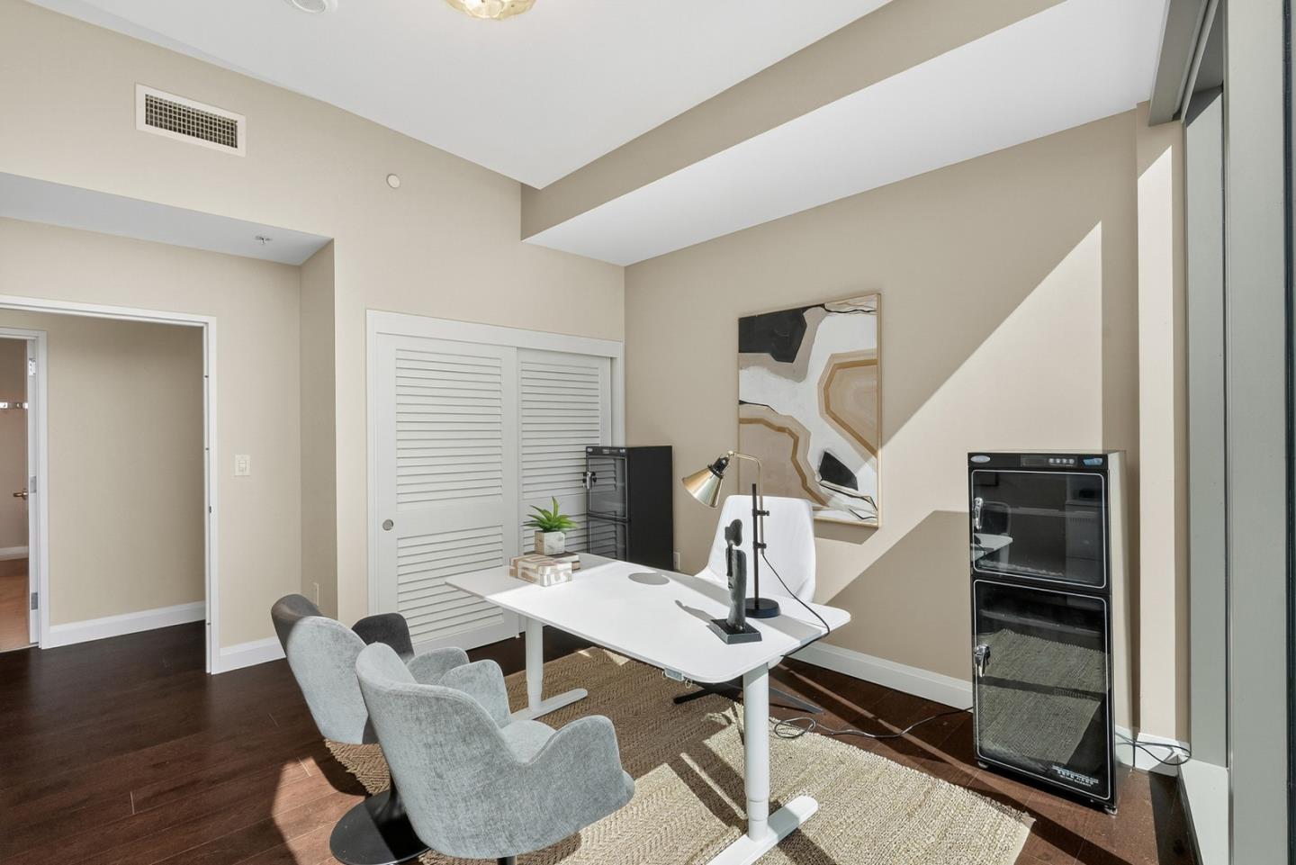 38 North Almaden Boulevard 2001