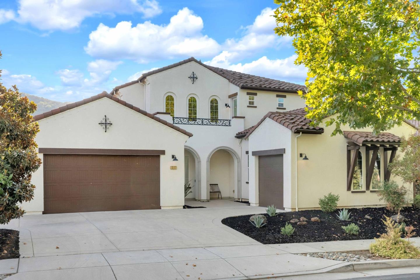 7277 Pitlochry Drive