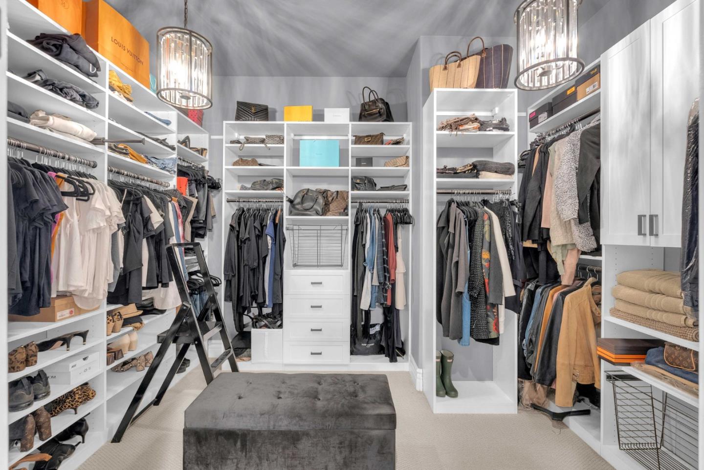 7277 Pitlochry Drive