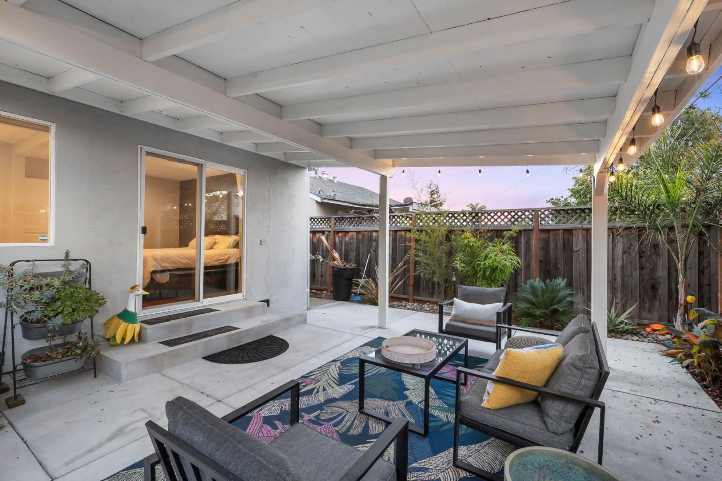 723 Linda Flora Street