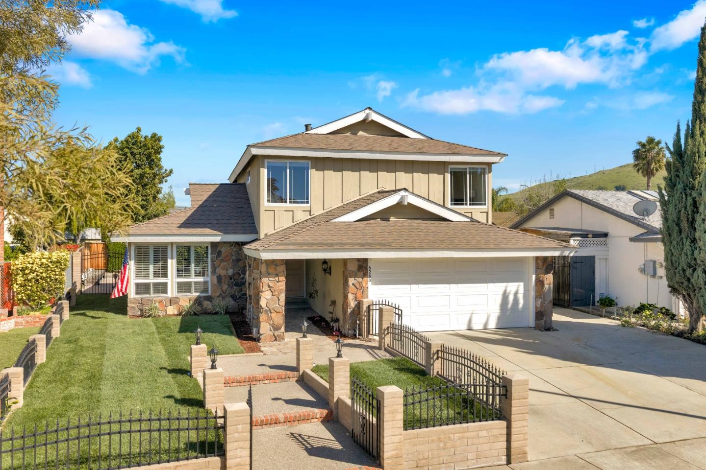 6280 Mountford Drive